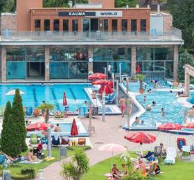 Holiday Beach Budapest Wellness and Conference Hotel в Будапеште