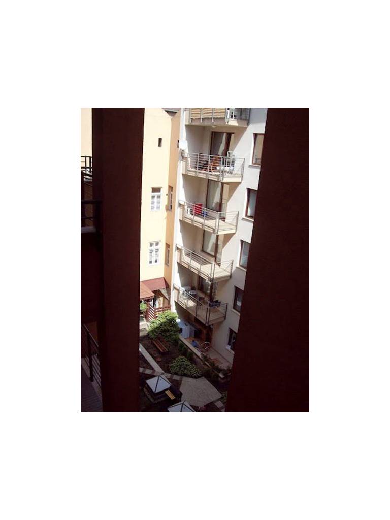 Broadway Hostel & Apartments
