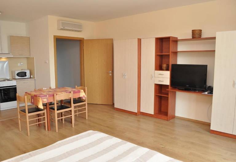 Tisza Palota Apartmanok
