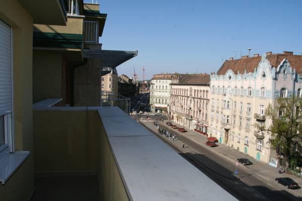 Far Home Apartments 3* Венгрия, Будапешт
