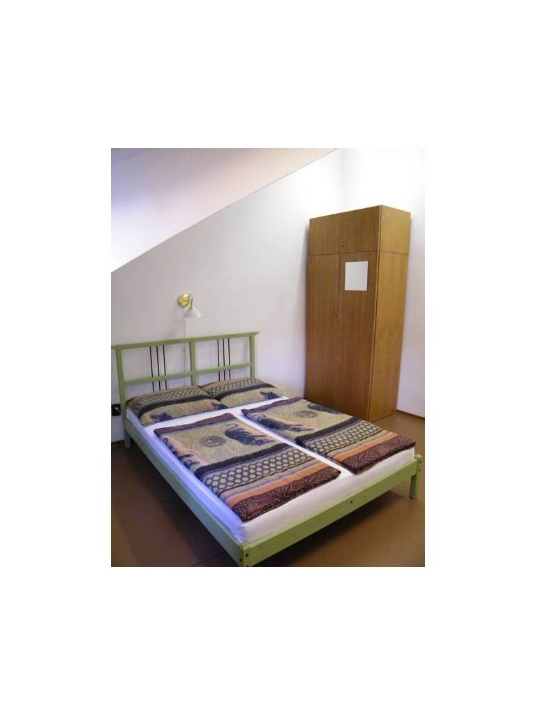 Zrinyi Hostel