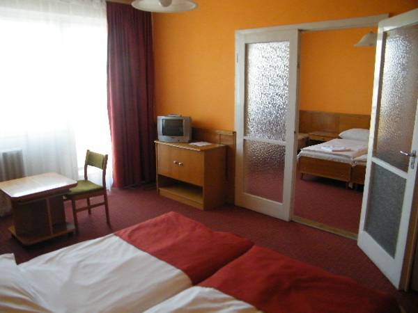 Hotel Magistern  Венгрия, Шиофок