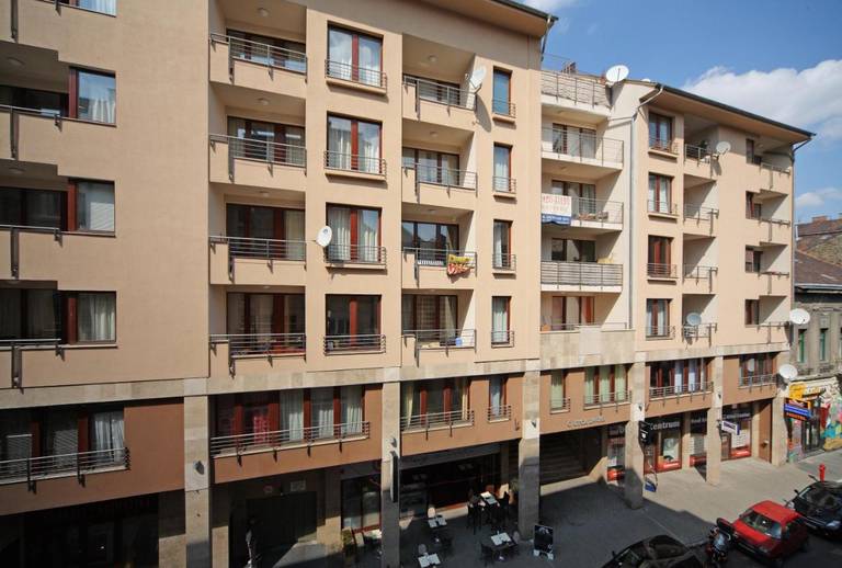 Opera Residence Apartment Hotel
