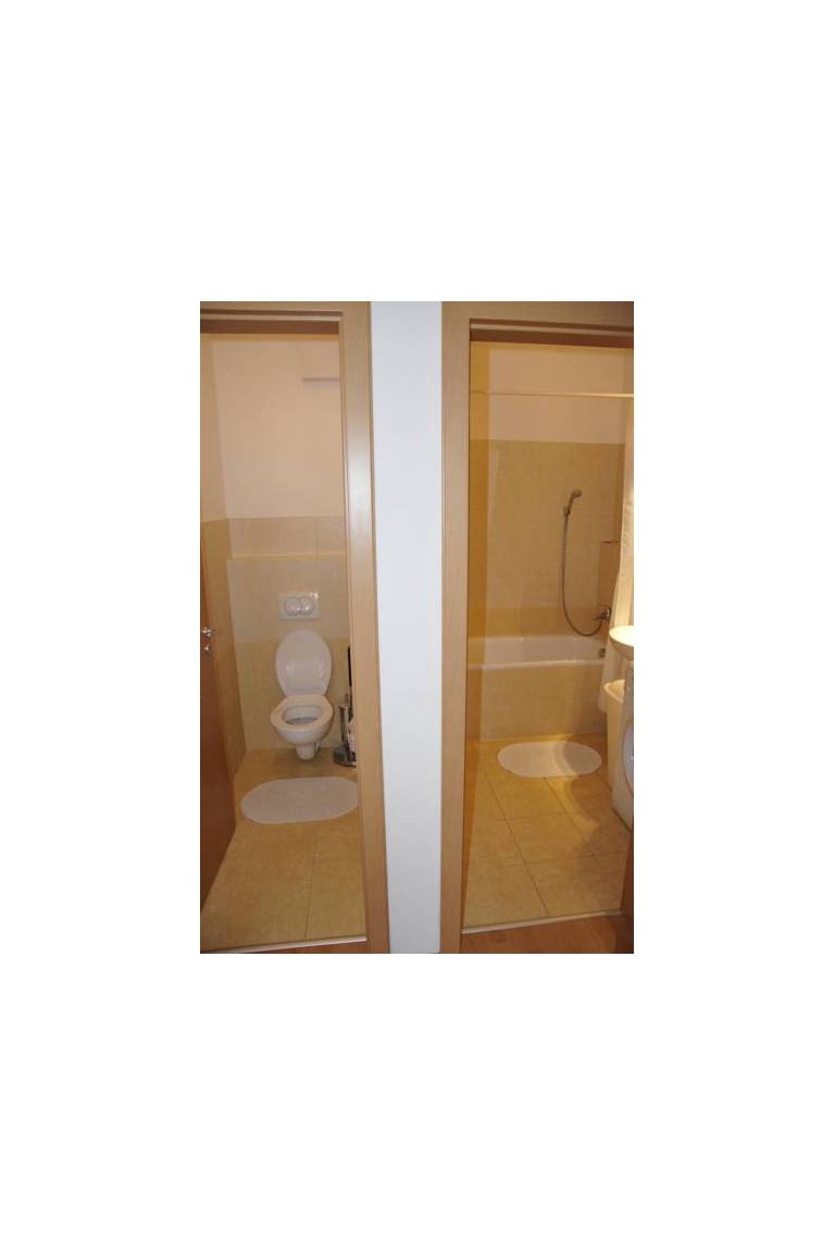 Anita Apartman