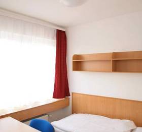 Imola Hostel в Эгере