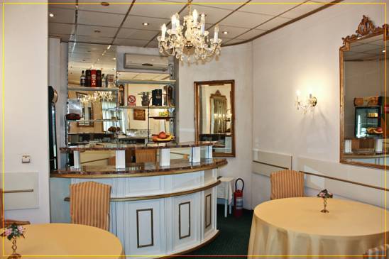 Hotel Carpati Imparatul Romanilor 1* Румыния, Бухарест
