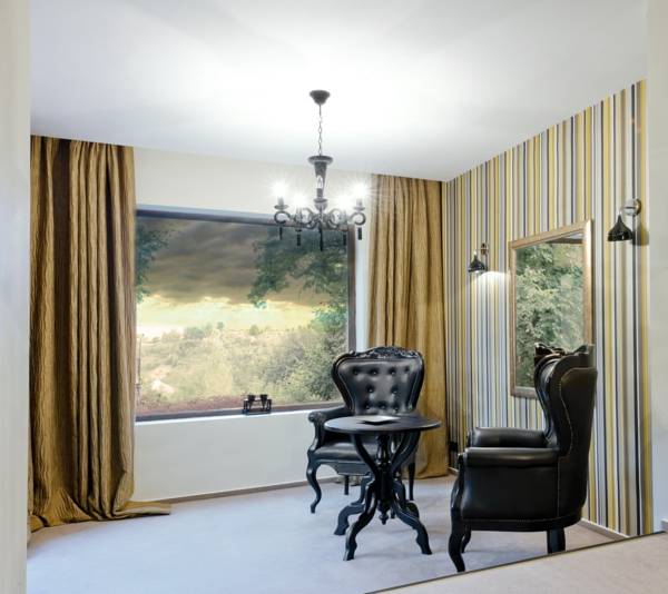 Chambers'n Charm Boutique Hotel 4*