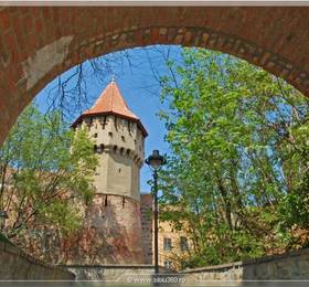 Tudors Downtown Apartment  в Сибиу