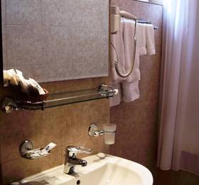 Hotel Piccolo Mondo в Бухаресте