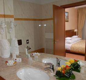 Hotel Opera Plaza в Клуж-Напоке