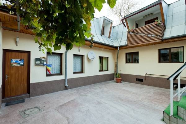 Hostel Miramont 2* Румыния, Бухарест