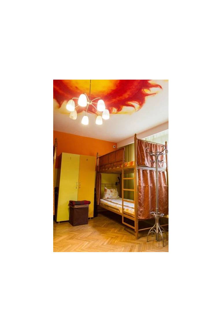 Freeborn Hostel