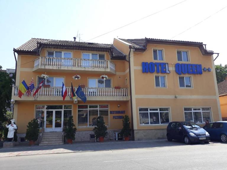 Hotel Queen