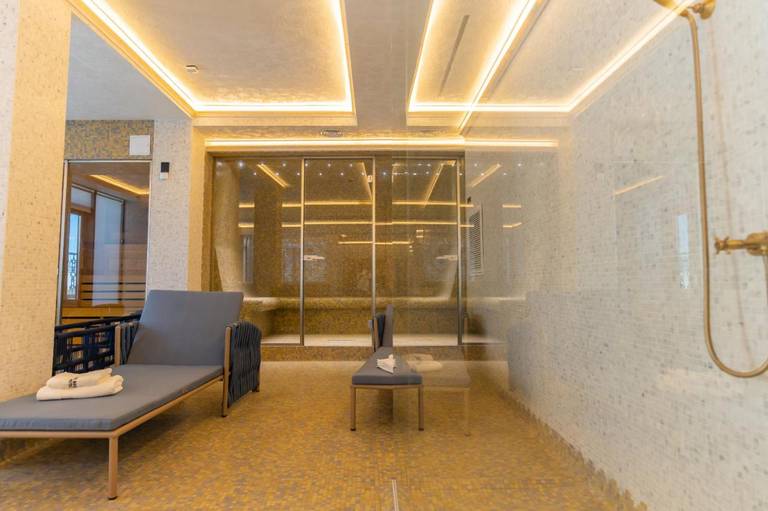 Hotel Regal