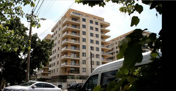 Aparthomes