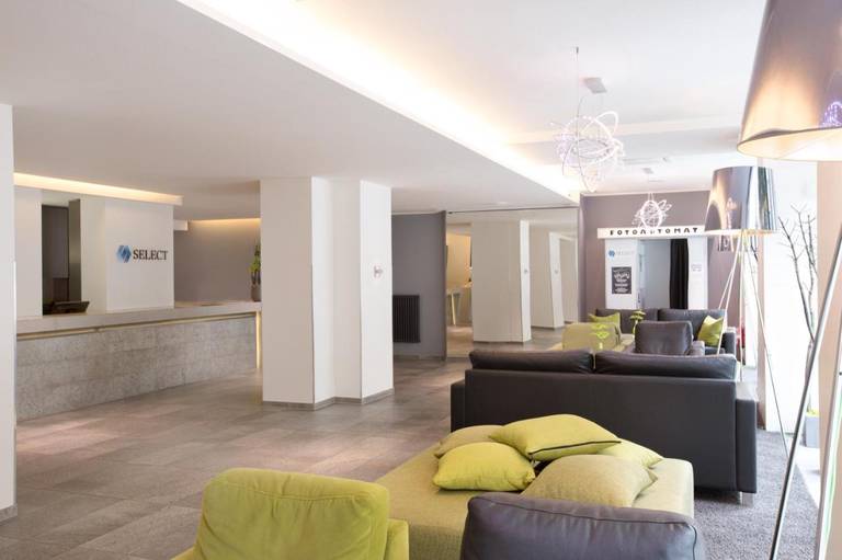 Novum Select Hotel Berlin The Wall