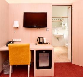 Hotel ADRIA Munchen в Мюнхене