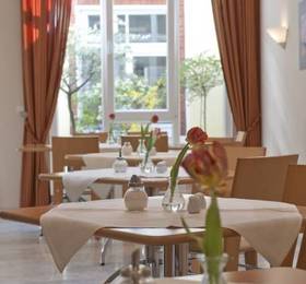 Astor und Aparthotel (Superior) в Кельне