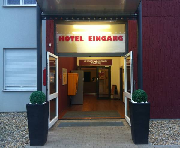 McDreams Hotel Regensburg Ost  2* Германия, Регенсбург