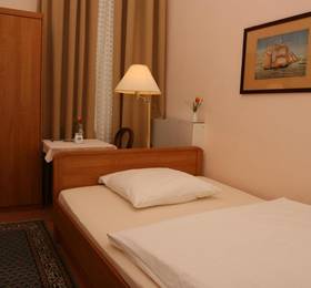 Hotel Pension Fasanenhaus в Берлине