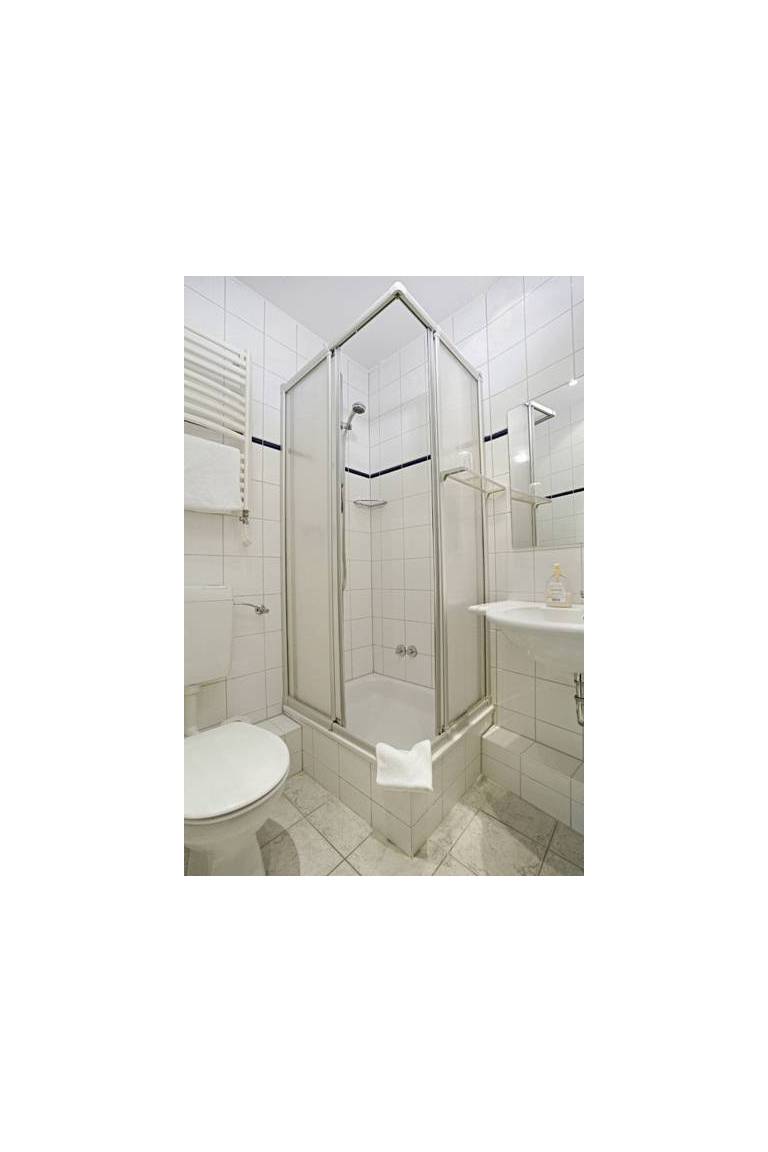 Condor by Centro Basic