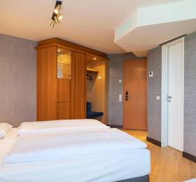 Ramada Hotel Magdeburg в Магдебурге