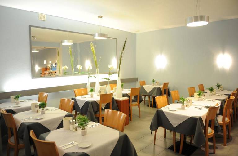 Central-Classic Hotel