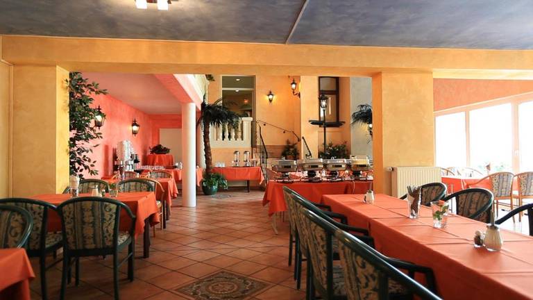 Adesso Hotel Astoria 