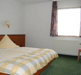Hotel zum Nussbaum в Дрездене