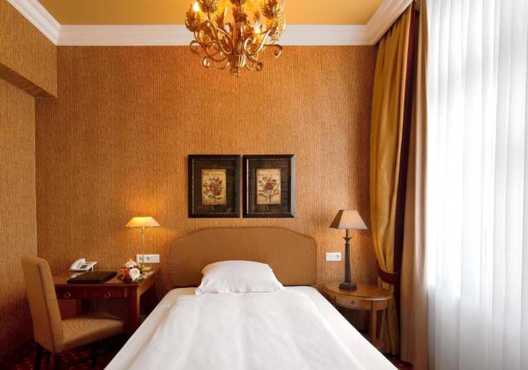 Hotel City House