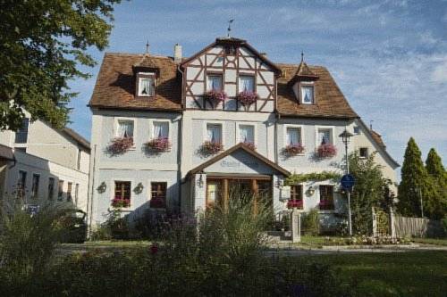 Hotel Bezold 3*