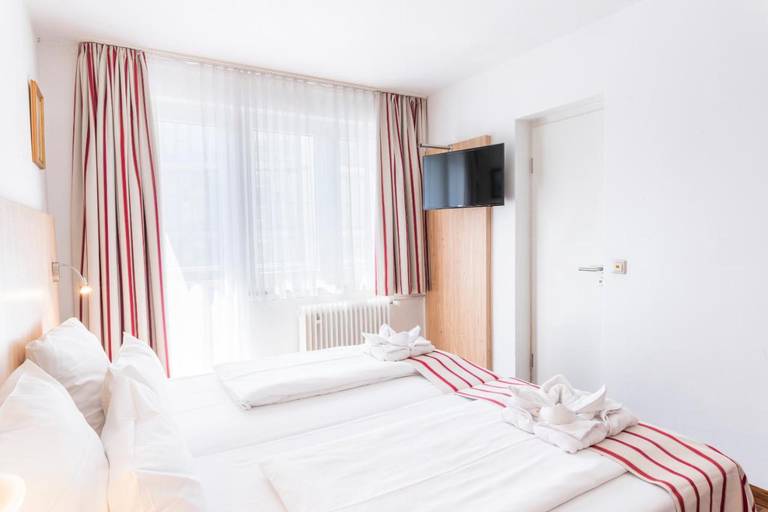 Hansa Hotel