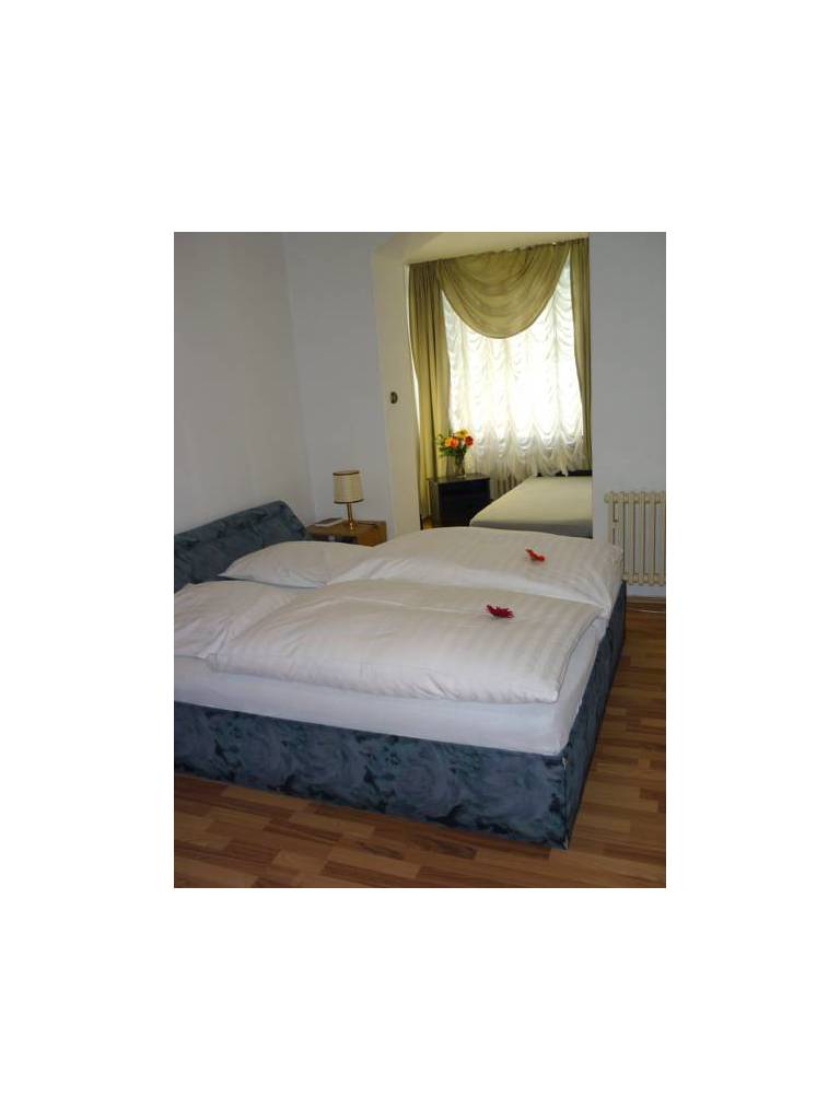 Artus Hotel