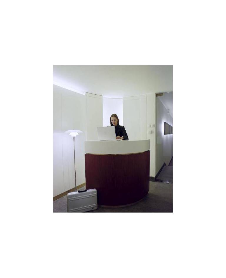 Off White Business & Leisure Apartments 