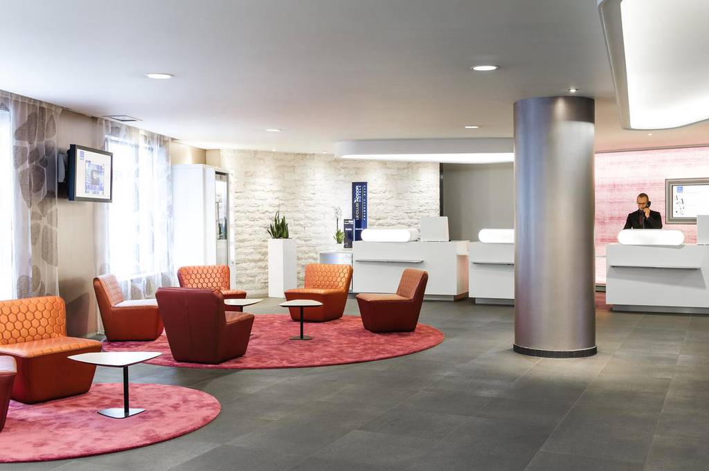 Novotel Brussels City Centre 4*