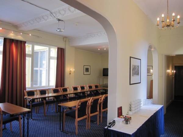 Best Western Karl Johan Hotel 3* Норвегия, Осло
