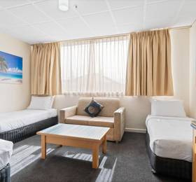 Tango House Bed & Breakfast  в Кракове