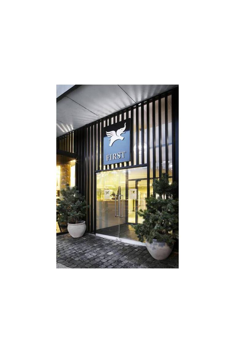 First Hotel G & Suites