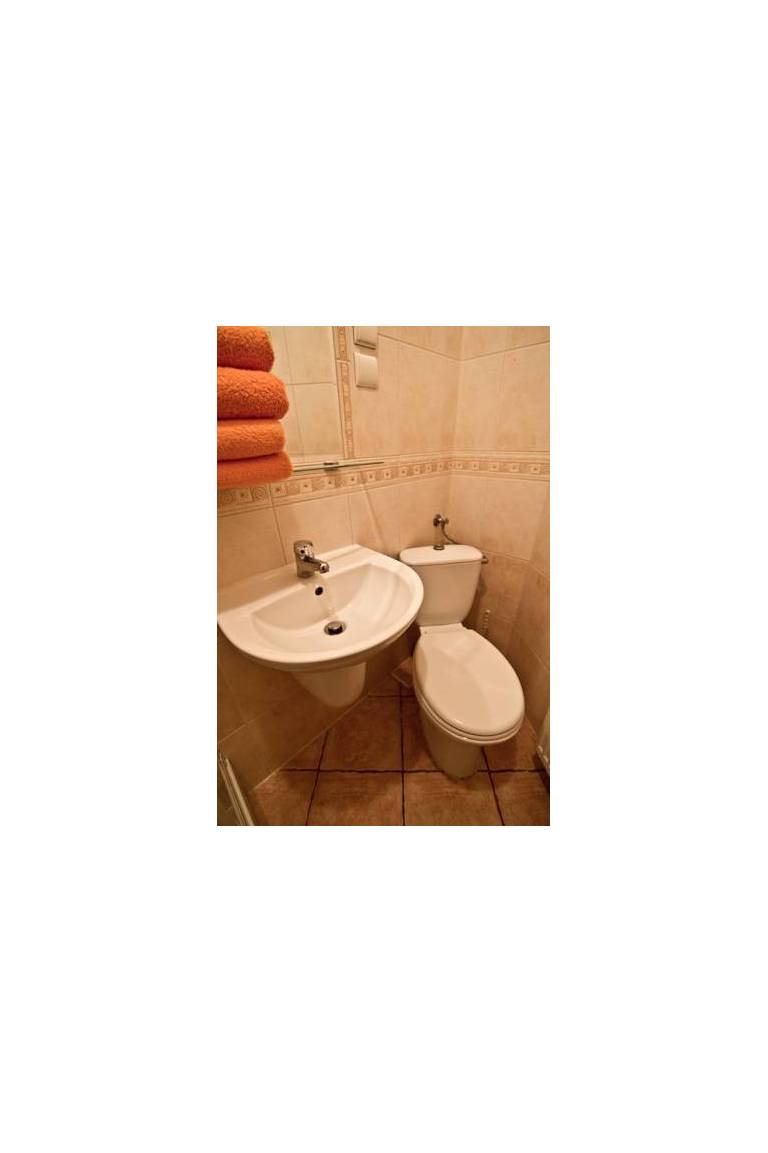 Jawor Pokoje i Apartamenty 