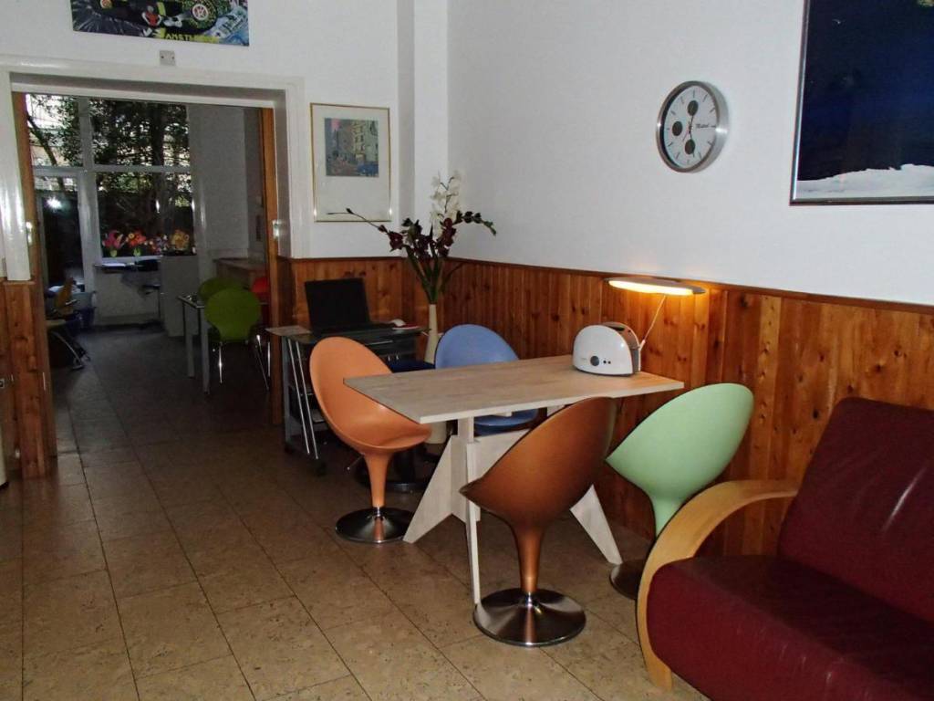 Bicycle Hotel Amsterdam 1*