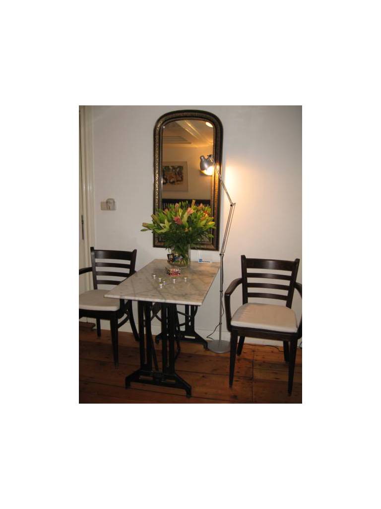 Boutique Hotel Synopsis