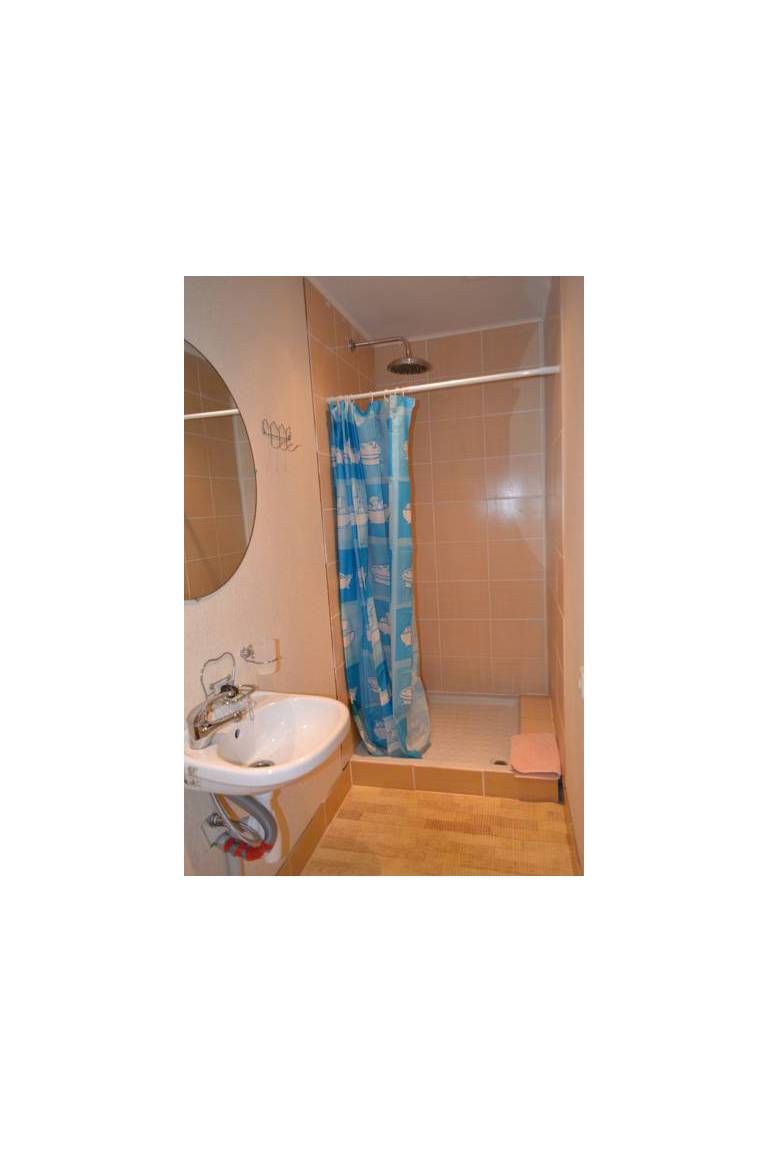 Arina House & Apartment 