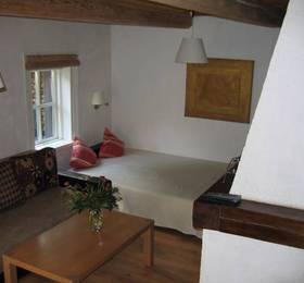 Castle View Guesthouse  в Тракае