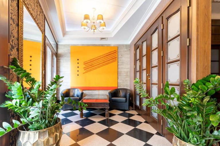SleepWalker Apartments 