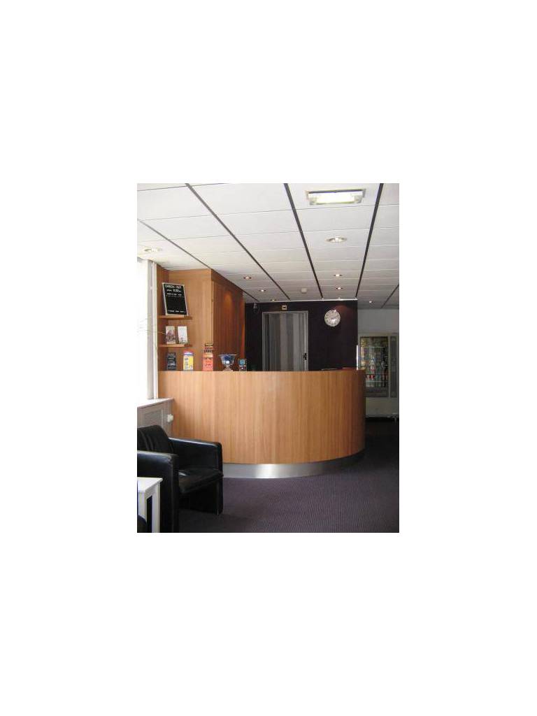 Budget Trianon Hotel 