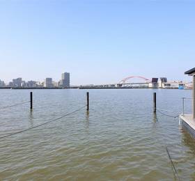 Amsterdam Houseboat в Амстердаме