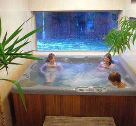 Sporthotel Barborka  в Глубока-над-Влтавой