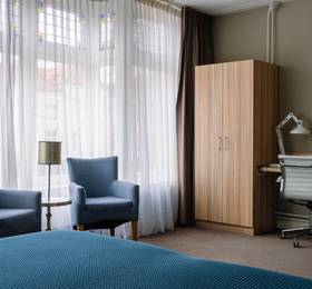 Stadshotel De Klok  в Бреде