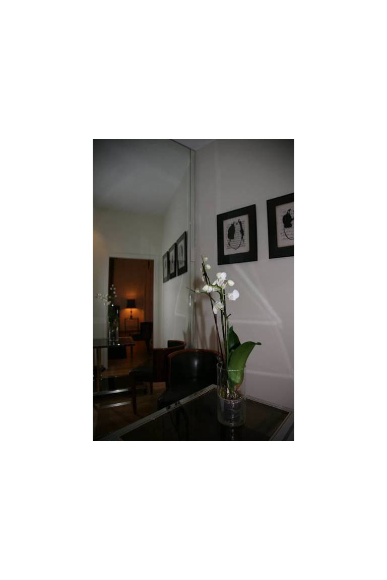 Sablon-Aire Suites 