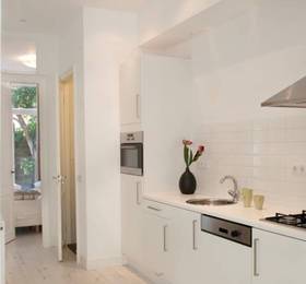 Sarphati Apartment  в Амстердаме